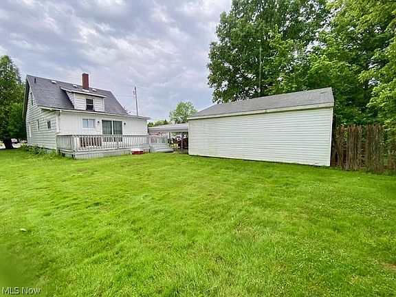 3rd image of 145 Raveloe Ct