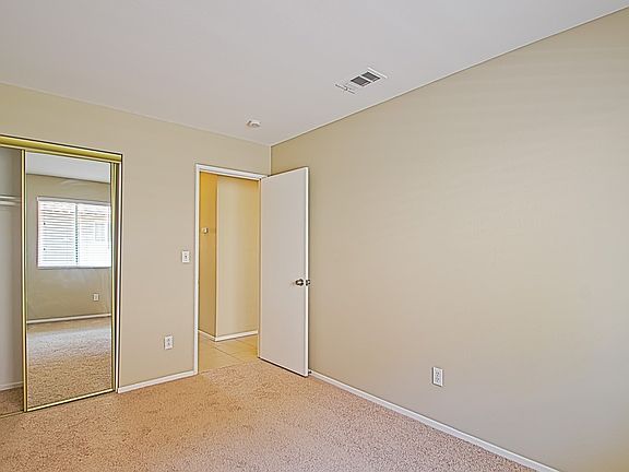 4th image of 1695 Susie Ln