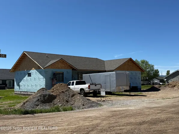 288 Holly Dr, Thayne, WY 83127