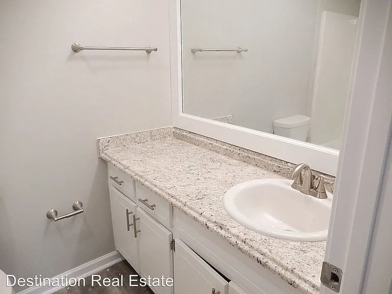 4881 Old Bainbridge Rd — Photo 11