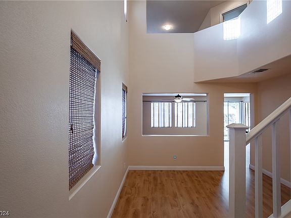 5th image of 9548 Madsen Glen Ct