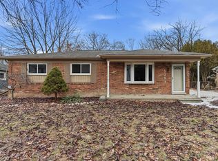 5093 Northlawn Dr, Sterling Heights, MI 48310