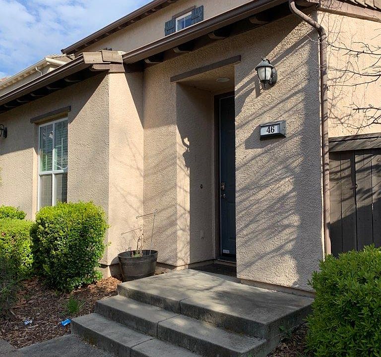 1st image of 46 Villa Gardens Ct