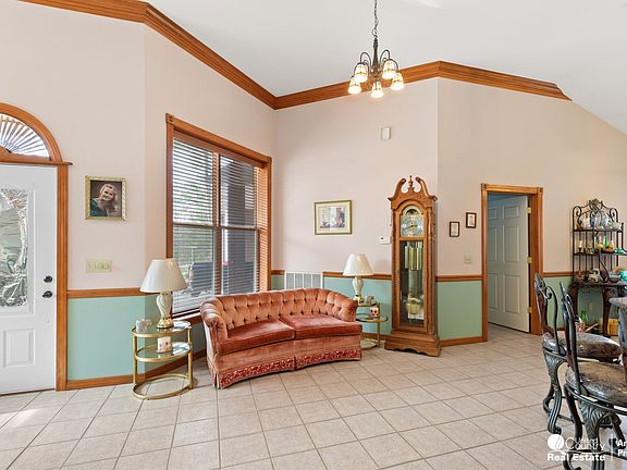 4th image of 161 Polk . #76