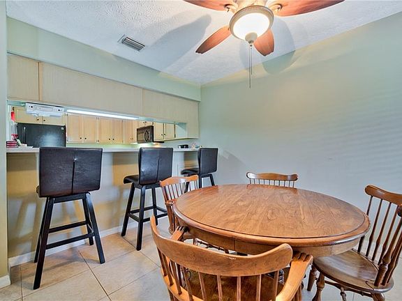 5th image of 1573 SW Crossings Cir