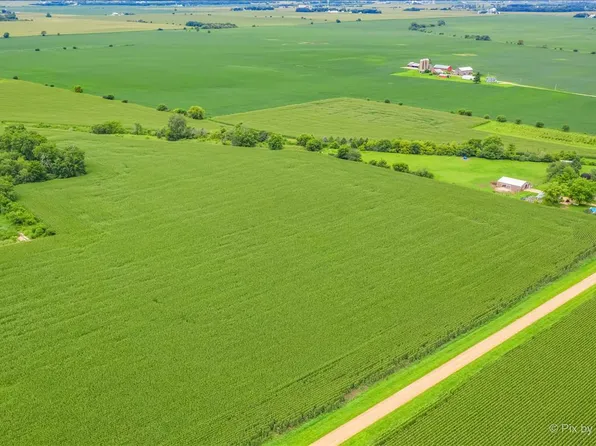 0S790 Rowe Rd, Elburn, IL 60119