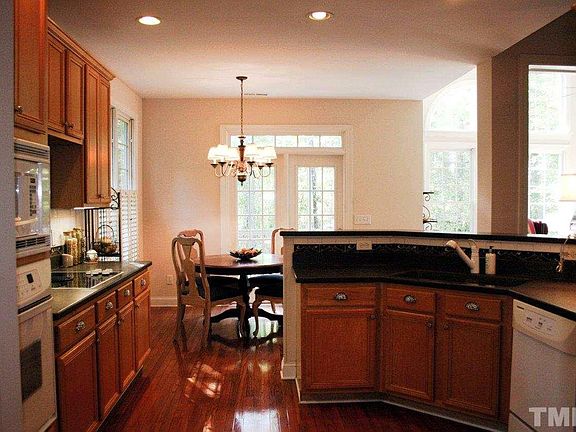 4th image of 20 Autrey Mill Cir