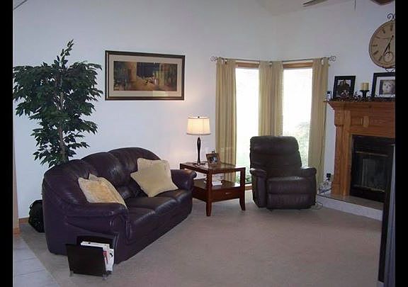 5th image of 1207 Lakewood Dr