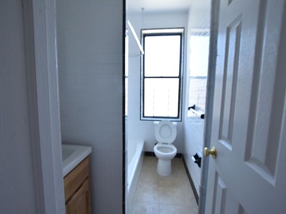 5th image of 2264 Grand Ave APT 5C