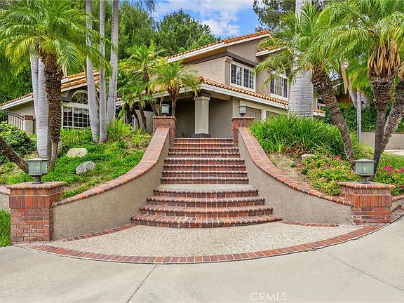 2nd image of 5065 Aviemore Dr