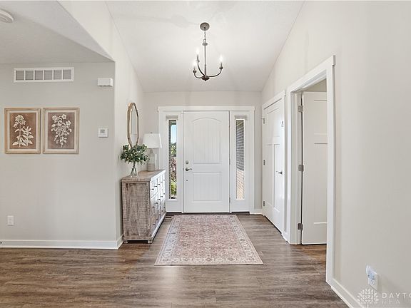2nd image of 6781 Sun Ridge Way