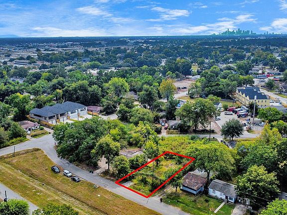 5th image of 907 Ferguson Way