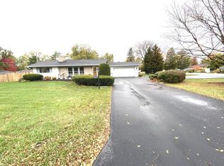 2501 Caton Farm Rd, Joliet, IL 60435