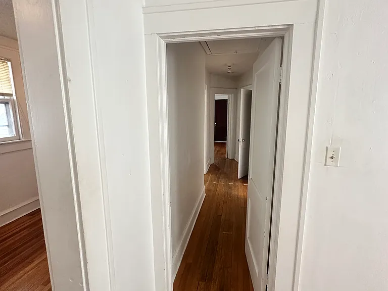 527 Maryland Ave #2 — Photo 10