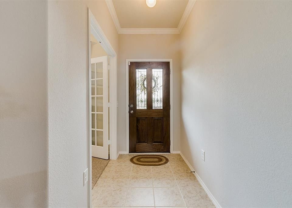 1st image of 21303 Slate Crossing Ln