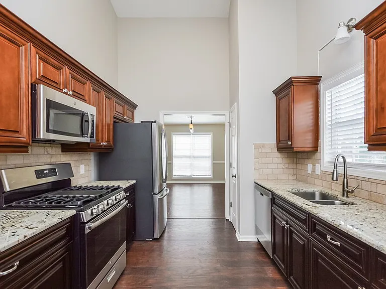 3390 Wrenwood Ct — Photo 7