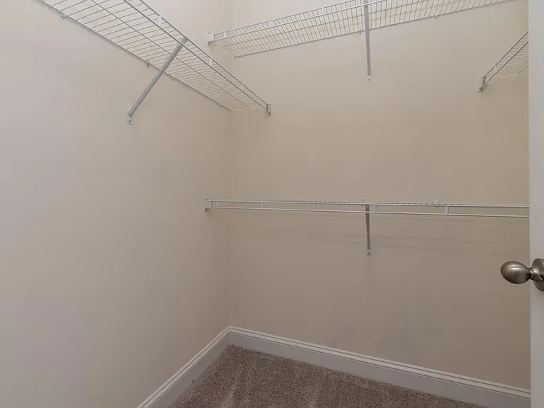 2923 W Trade St — Photo 21