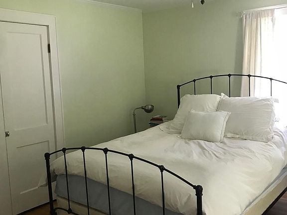 2nd image of 605 Bon Air Ave