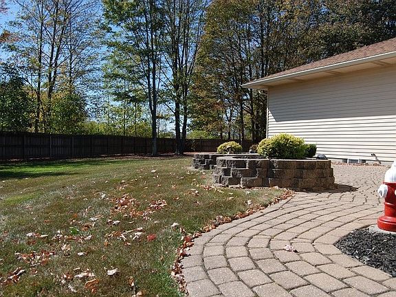 3rd image of 11190 Forestview Dr
