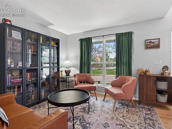 4th image of 15671 Lacuna Dr