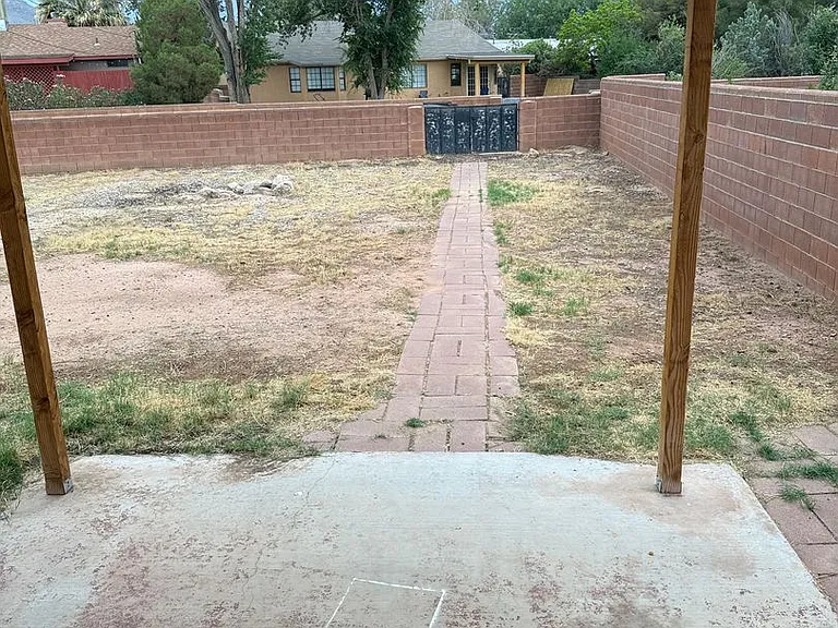 602 Mercury Ave — Photo 21