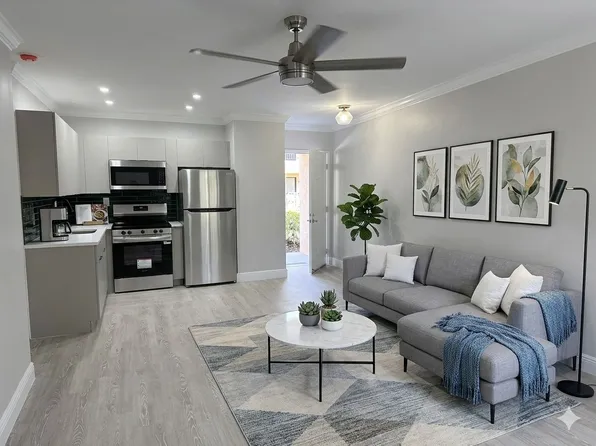 Las Palmas Senior Community