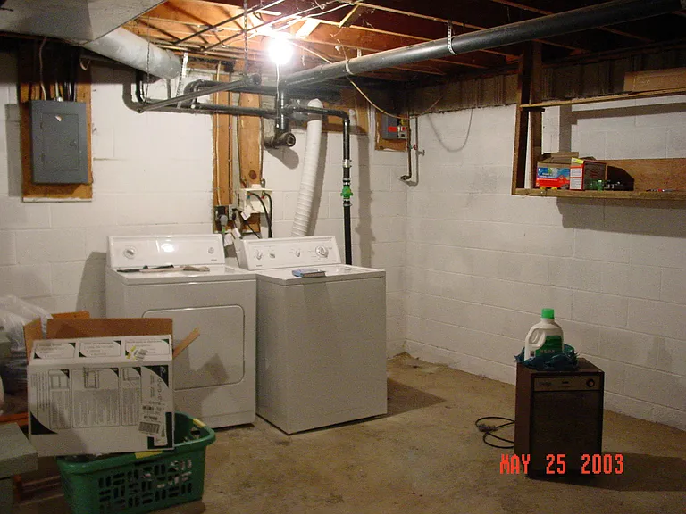 41 S Plains Rd #B — Photo 7