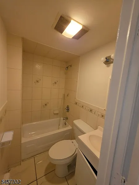 1 bed, 1.0 bath, $1,750 — Photo 4