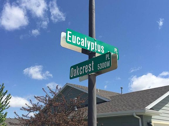 2nd image of 5301 W Eucalyptus Pl