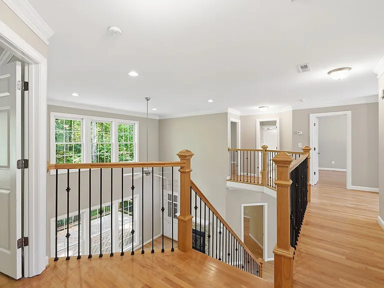 6 Bramerton Ct — Photo 15