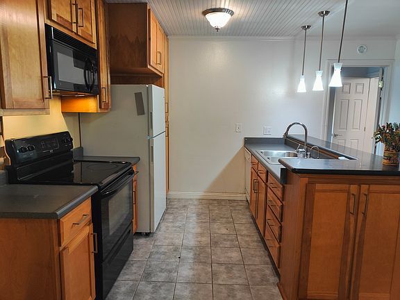 2nd image of 23629 Golden Springs Dr #H16