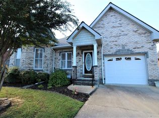 535 Leston Gilbert Dr, Kernersville, NC 27284