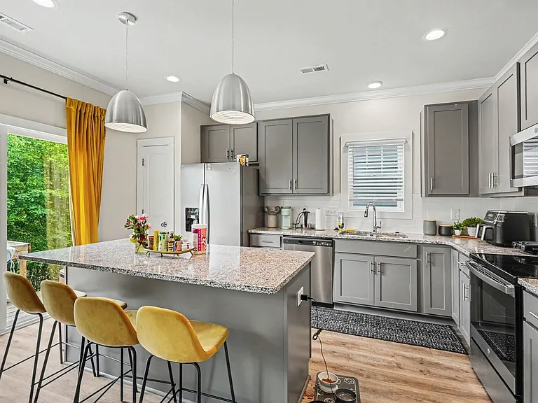 9014 Henry Thoreau Rd — Photo 5