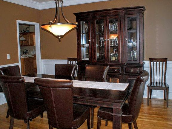 Formal Dining Room, Hardwood