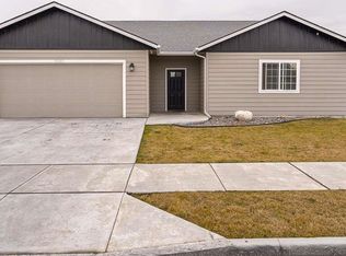 5745 W Entiat Pl, Kennewick, WA 99336