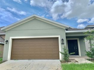 1047 Atlantic Ave, Fruitland Park, FL 34731