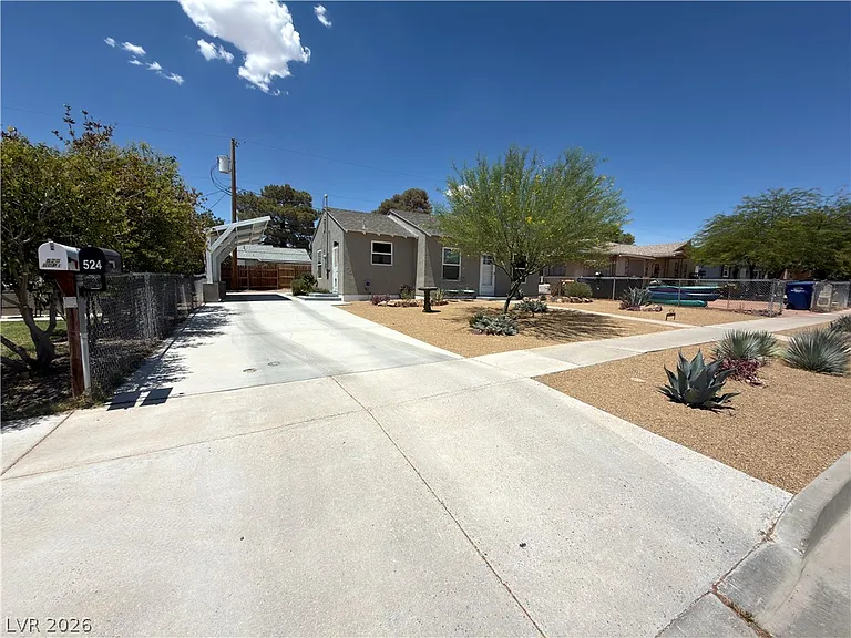 524 Hopi Pl — Photo 3