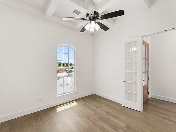 4th image of 2202 Wickersham Rd