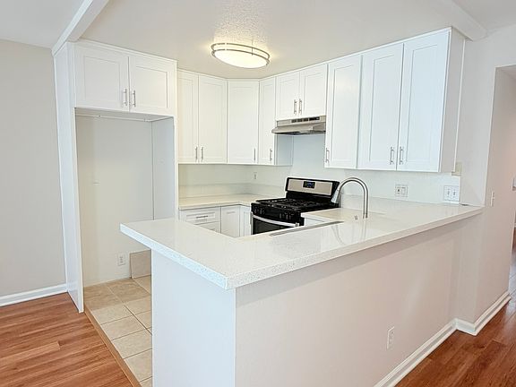 4th image of 615 W Milford St #B3062a0da