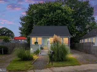 15 Bancroft Ave, Colonial Beach, VA 22443