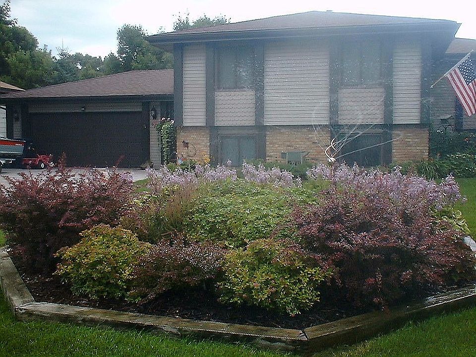 As Viewed From Austin St NE