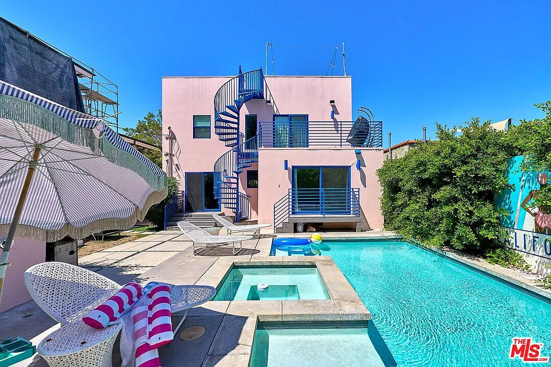 5 bed, 6.0 bath, 3474 sqft, $9,500 — Photo 4