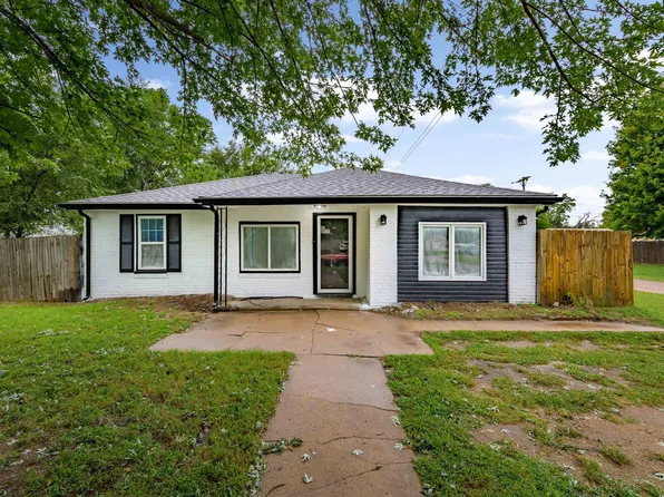 159 N Young St, Wichita, KS 67212