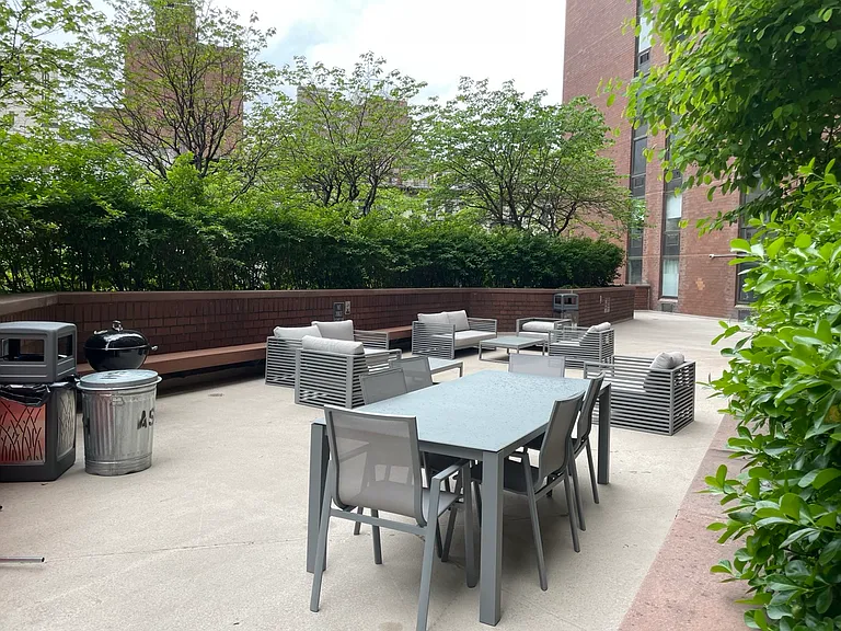 1641 3rd Ave #23C — Photo 9