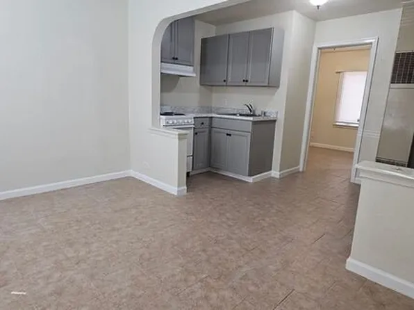 827 Sullivan Ln APT 3, Sparks, NV 89431