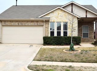 513 Grayson Ln, Lake Dallas, TX 75065