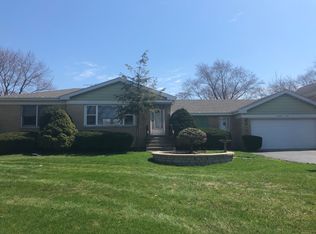 1701 Elmdale Ave, Glenview, IL 60026