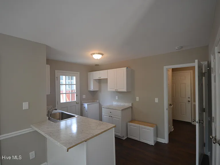 3516 Casine Ct — Photo 12