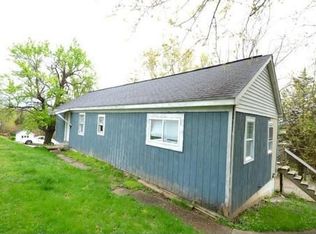 1619 Hill St, Hannibal, MO 63401