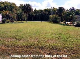 911 Manatee Rd, Naples, FL 34114